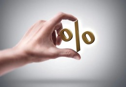 [美元对人民币工行]人民银行决定下调金融机构外汇存款准备金率至6%，提升金融机构外汇资金运用能力