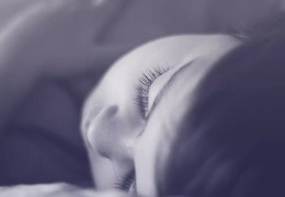 [早上7点前的工作]人在每天几点睡觉、几点起床精神最好？