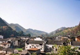 [济宁农村宅基地收费]农村宅基地要开始收费了，每年要交上千元，是真的吗？