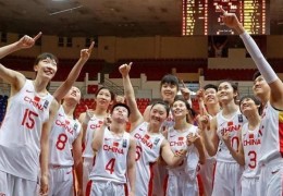 [中国女篮与詹姆斯]意外！中国女篮女版詹姆斯公开征婚，直言：单身只因个子太高｜露雯｜中国女篮｜征婚